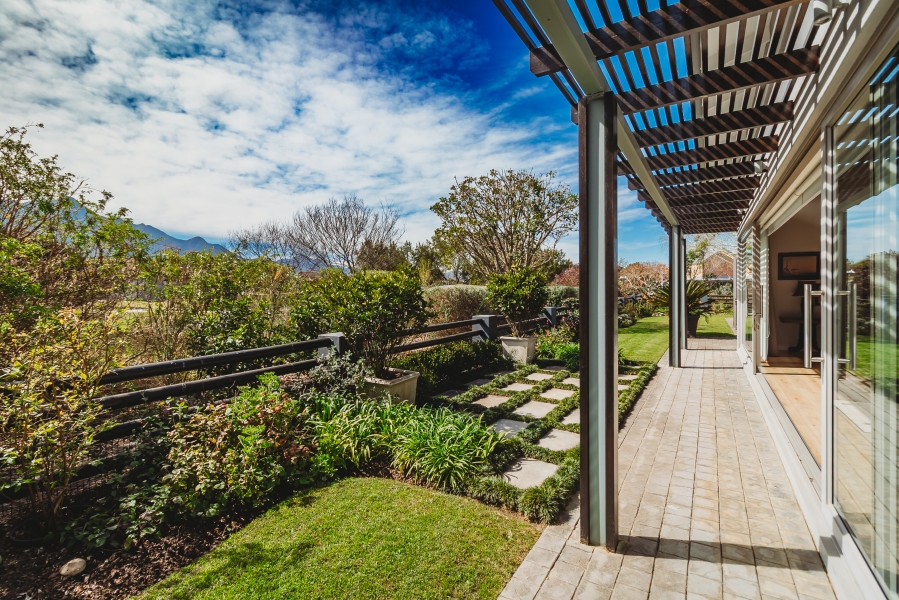 3 Bedroom Property for Sale in Earls Court Lifestyle Estate Western Cape